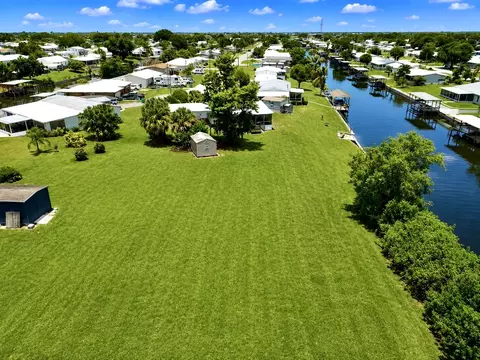 View/Area - 2717 SE 32nd St, Okeechobee, FL 34974 photo 14 of 24