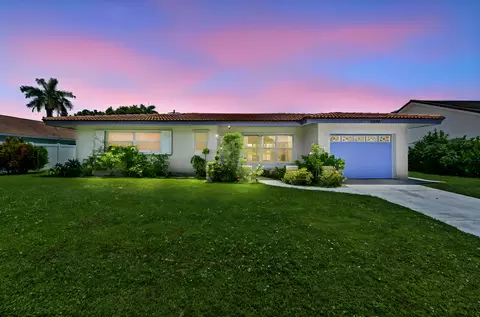 1370 NW 7th St, Boca Raton, FL 33486