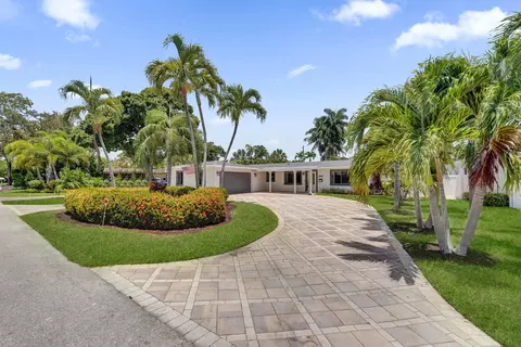 1745 NE 36th St, Oakland Park, FL 33334