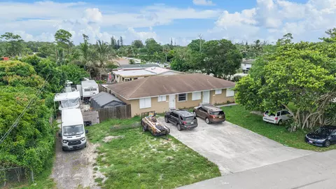 5735 Kumquat Rd, West Palm Beach, FL 33413