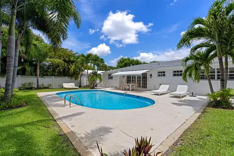 233 Maryland Dr, Lake Worth Beach, FL 33460