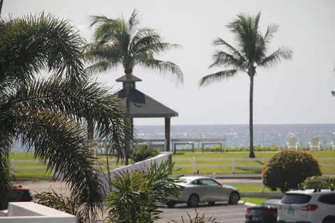 5505 N Ocean Blvd #11-208, Ocean Ridge, FL 33435