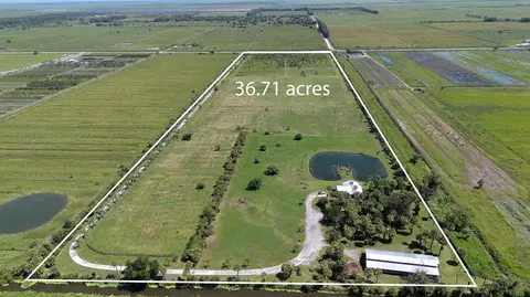 18601 Orange Ave, Fort Pierce, FL 34945
