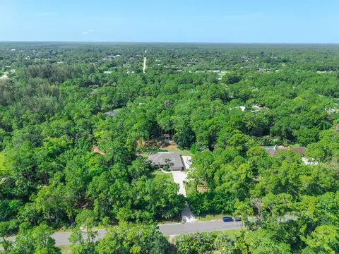 View/Area - 9608 Mockingbird Trl, Jupiter, FL 33478 photo 3 of 6