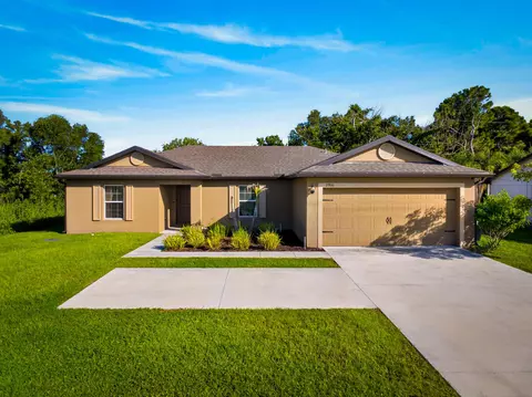 2916 SE Melaleuca Blvd, Port Saint Lucie, FL 34952
