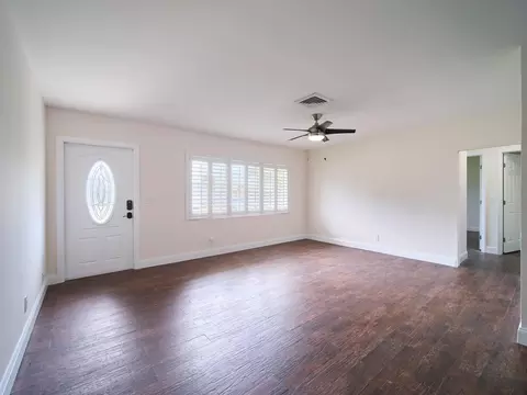 304 Circle W, Jupiter, FL 33458 photo 5