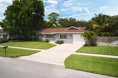 304 Circle W, Jupiter, FL 33458 photo 37