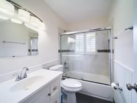 304 Circle W, Jupiter, FL 33458 photo 19