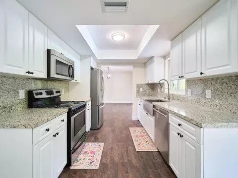304 Circle W, Jupiter, FL 33458 photo 10