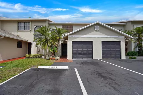 10723 NW 11th St #10723, Pembroke Pines, FL 33026