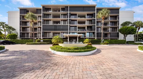 225 S Beach Rd, Jupiter, FL 33469 photo 1
