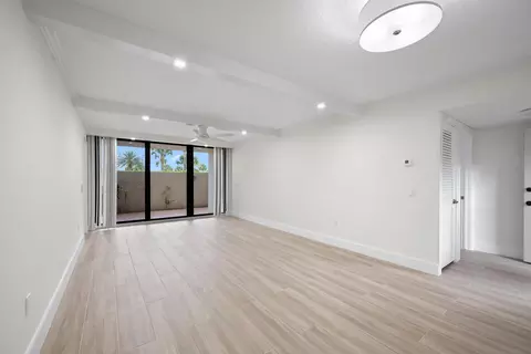 225 S Beach Rd, Jupiter, FL 33469 photo 8