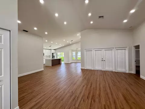 326 NW 47th Ter, Deerfield Beach, FL 33442