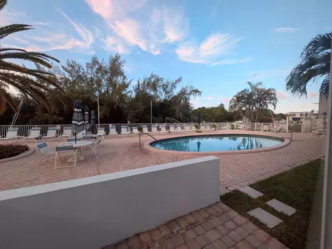 2860 NE 14th Street Cswy, Pompano Beach, FL 33062