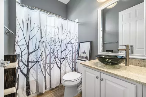 Bath - 8564 Breezy Oak Way, Boynton Beach, FL 33473 photo 4 of 5