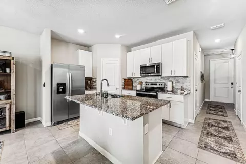 329 SE Halifax Ln, Stuart, FL 34994 photo 7