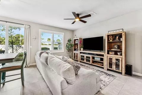 329 SE Halifax Ln, Stuart, FL 34994 photo 12