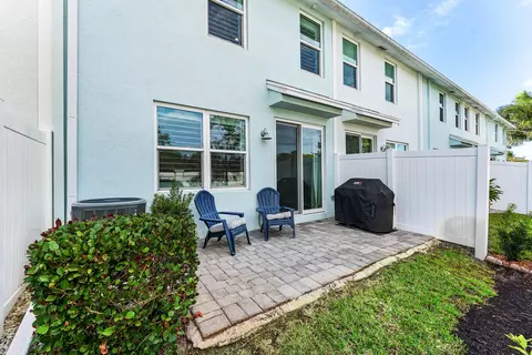 329 SE Halifax Ln, Stuart, FL 34994 photo 30