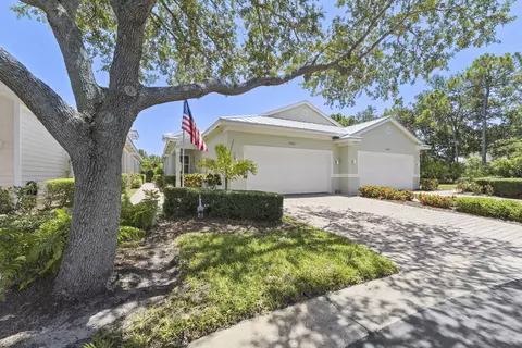 Exterior - 4681 SE Bridgetown Ct, Stuart, FL 34997 photo 2 of 9