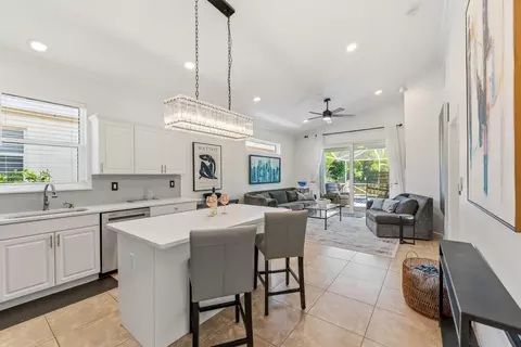 Kitchen - 4681 SE Bridgetown Ct, Stuart, FL 34997 photo 1 of 4