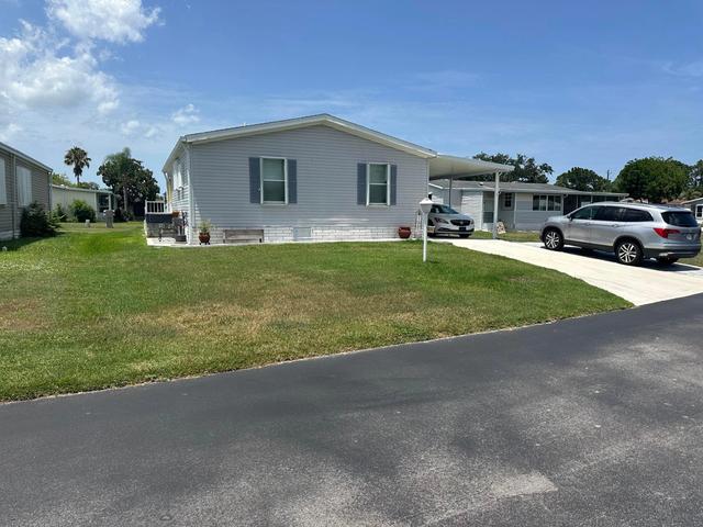 479 Tropical Isles Cir #F-18, Fort Pierce, FL 34982