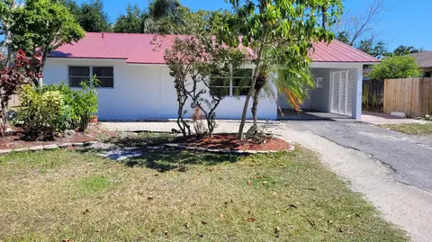 217 Reo Dr, Jupiter, FL 33458