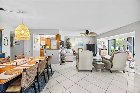 Dining - 333 NE Golfview Cir, Stuart, FL 34996 photo 1 of 3