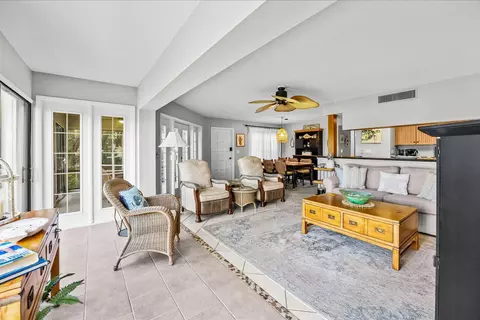 Living - 333 NE Golfview Cir, Stuart, FL 34996 photo 4 of 4