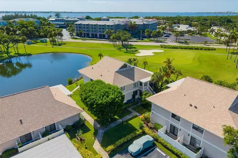 333 NE Golfview Cir, Stuart, FL 34996