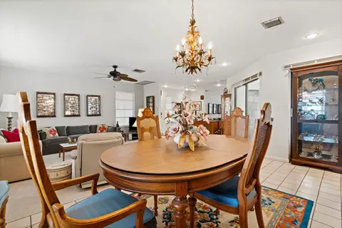 Dining - 4680 SE Glen Ridge Trl, Stuart, FL 34997 photo 1 of 2