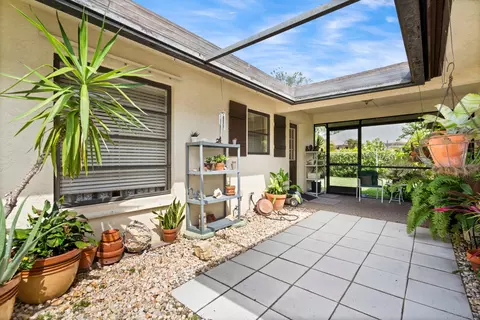 Exterior - 4680 SE Glen Ridge Trl, Stuart, FL 34997 photo 6 of 15