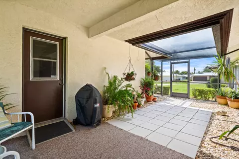 Exterior - 4680 SE Glen Ridge Trl, Stuart, FL 34997 photo 7 of 15