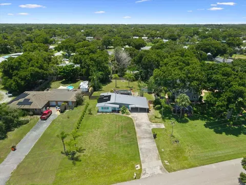 145 18th Ave, Vero Beach, FL 32962