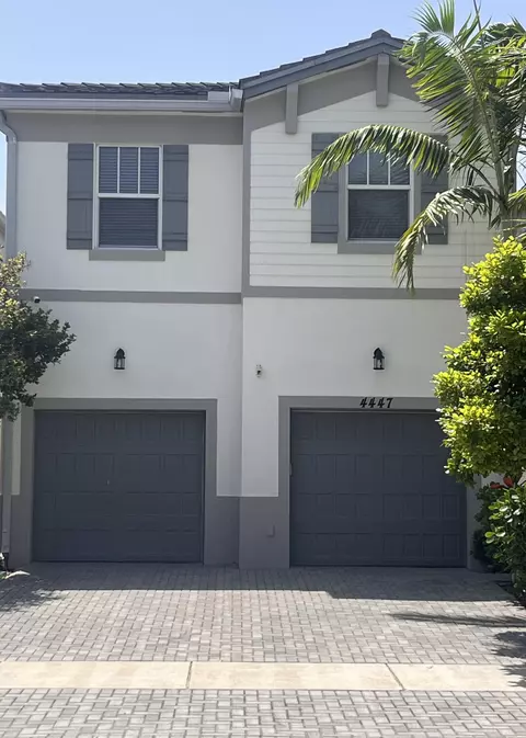 4447 NW 48th Ter, Tamarac, FL 33319