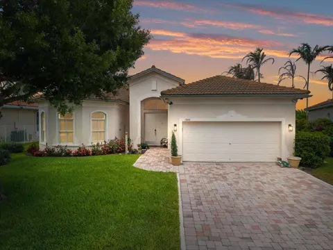5910 Nicole Ln, Fort Pierce, FL 34951