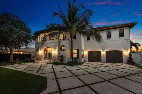 4001 NE 24th Ave, Lighthouse Point, FL 33064