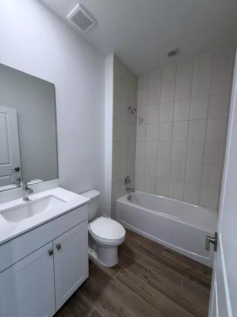6560 SE Park Trace Dr, Stuart, FL 34997 photo 3