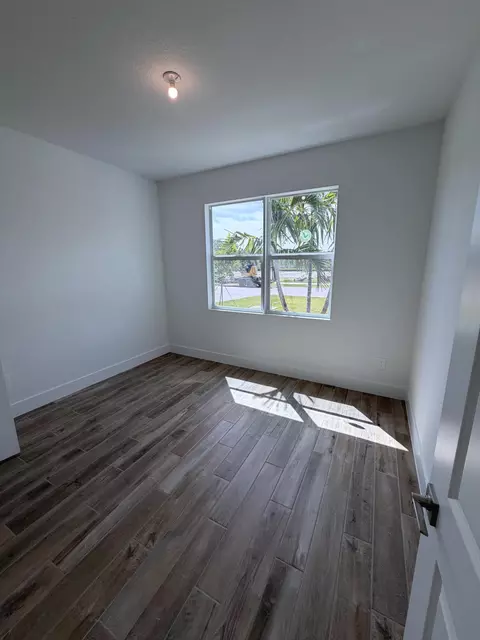 6560 SE Park Trace Dr, Stuart, FL 34997 photo 4