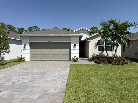 6560 SE Park Trace Dr, Stuart, FL 34997 photo 1