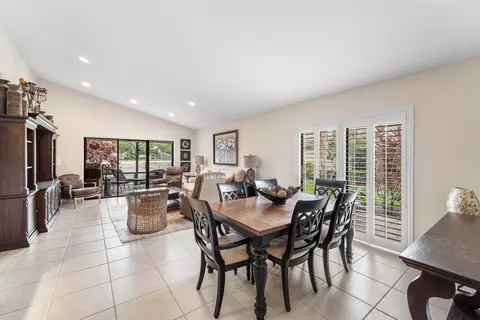 1 Stratford Dr E #D, Boynton Beach, FL 33436