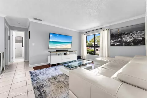 3729 NW 35th St, Coconut Creek, FL 33066