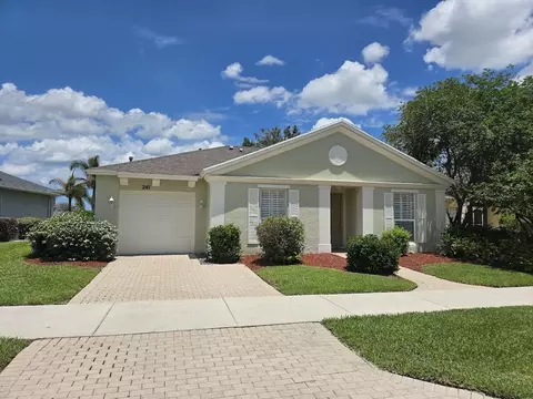 241 SW Lake Forest Way, Port Saint Lucie, FL 34986