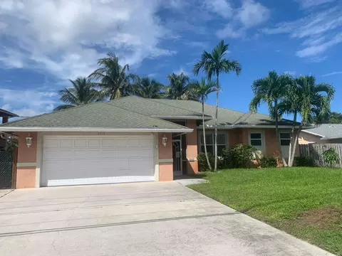 2215 Hypoluxo Rd, Lake Worth, FL 33462