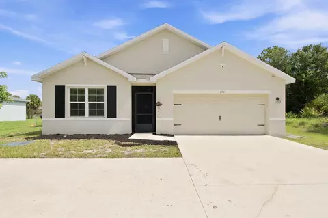 692 SW Paar Dr, Port Saint Lucie, FL 34953