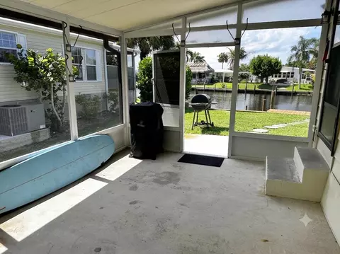 7882 SE Paradise Dr, Stuart, FL 34997 photo 17