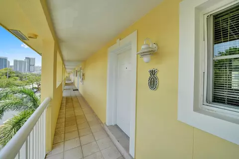 1501 E Broward Blvd #810, Fort Lauderdale, FL 33301