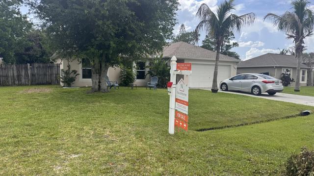 1182 SW Granadeer St, Port Saint Lucie, FL 34983