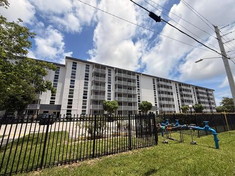 16950 W Dixie Hwy #A226, North Miami Beach, FL 33160