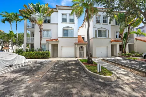 11018 Legacy Dr #201, Palm Beach Gardens, FL 33410