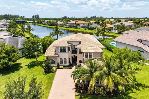 16884 Strasbourg Ln, Delray Beach, FL 33446